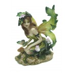 Figurine de fée sexy au papillon vert