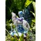 « Mélissandre », figurine de fée bleue avec un loup