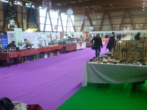 Artisanat africain et Vin de Banuyls étaient présents au marché de Noël de St Georges sur Baulche