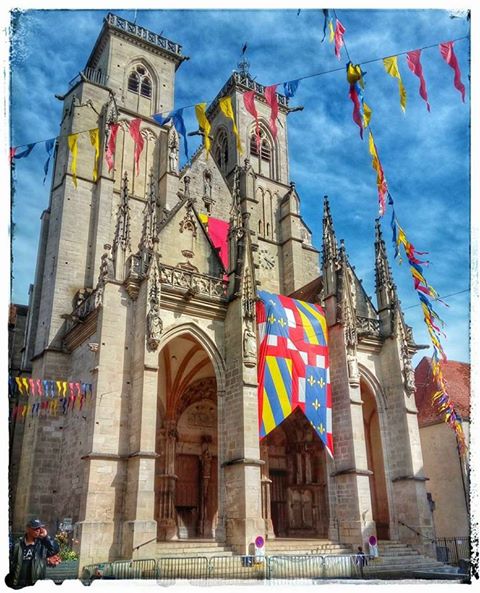 Crédit : Fête médiévale de Semur-en-Auxois