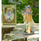 Fée miniature jaune et son papillon